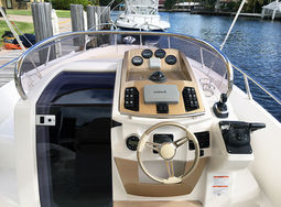 Boat Interior Dash & Console Detail — Clearwater, FL